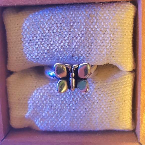 James Avery Retired Butterfly Ring,  size 6 - Picture 2 of 10